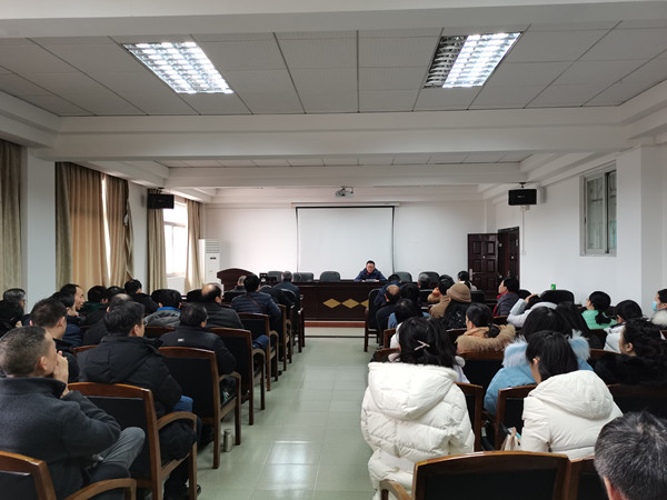 3e6d4ffb260c48ddab0446a6f362b51b.jpg 学习万步炎先进事迹活动_副本.jpg