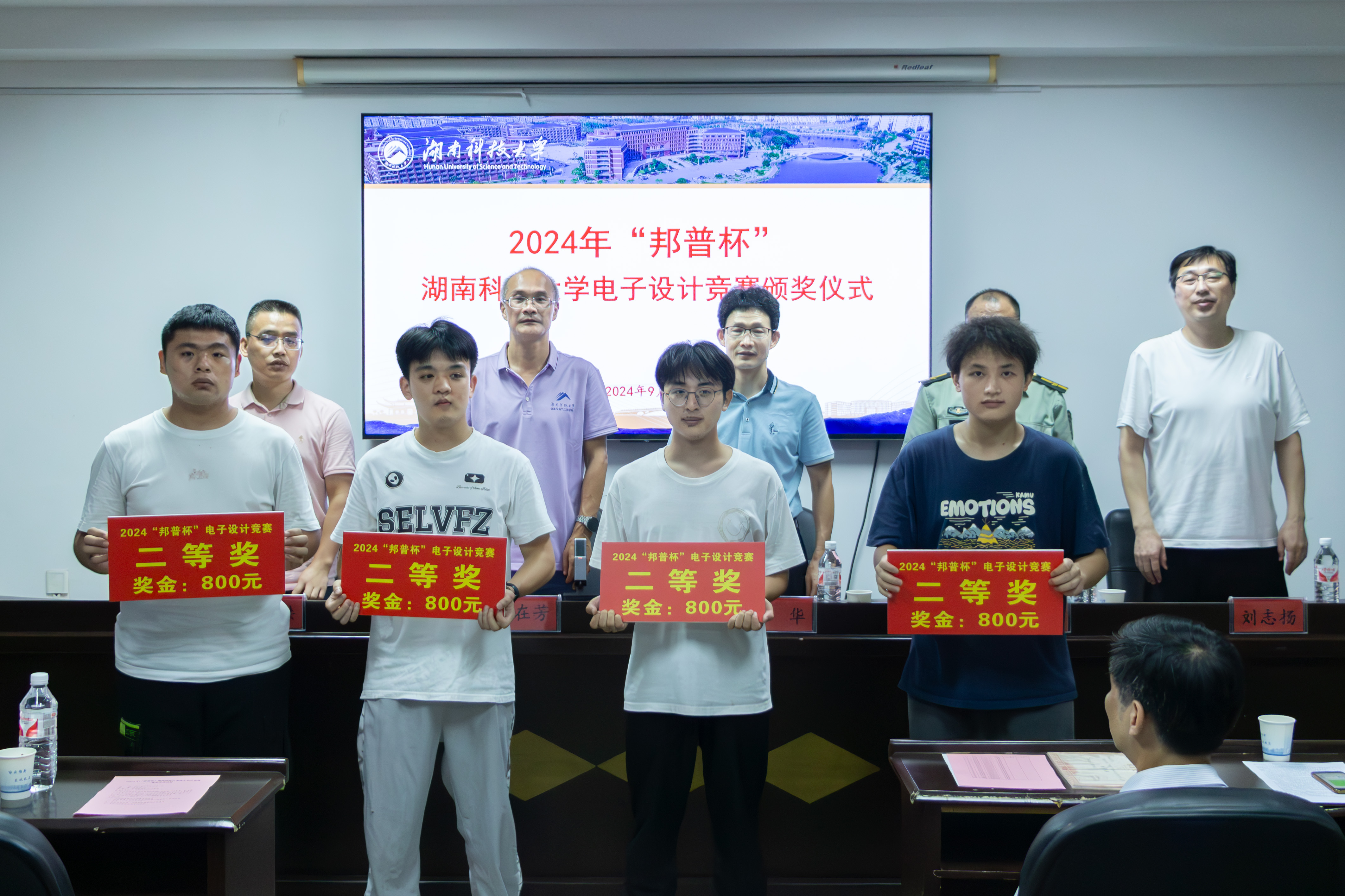 29563386213d4ed58860b74693a8a331.jpg 29563386213d4ed58860b74693a8a331.jpg