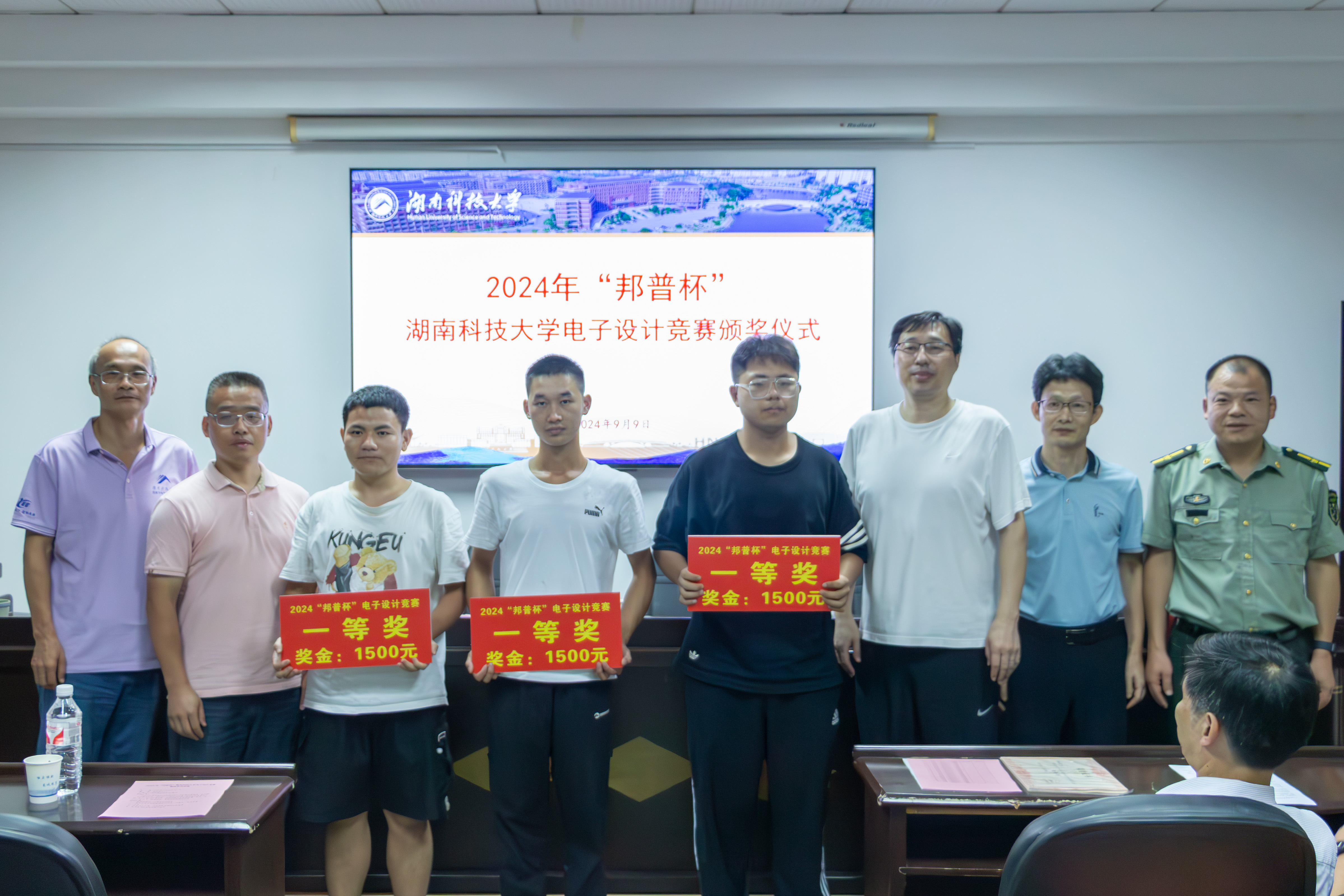 c54f2d71d1f34fe5a759583937eb17d5.jpg c54f2d71d1f34fe5a759583937eb17d5.jpg